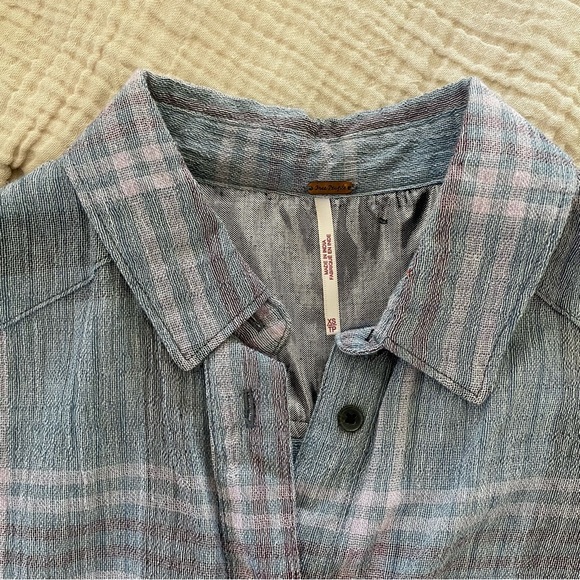 FREE PEOPLE button down - Picture 3 of 4